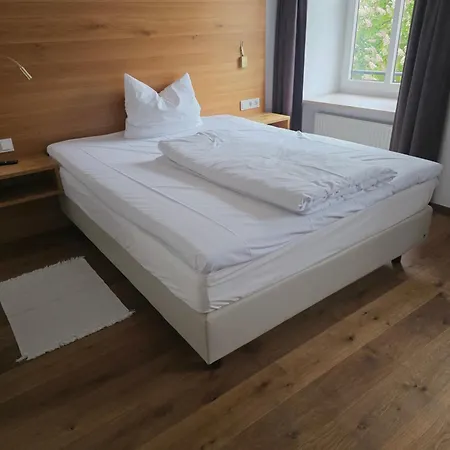 Hotel Schierlinger Braeustueberl Schierling